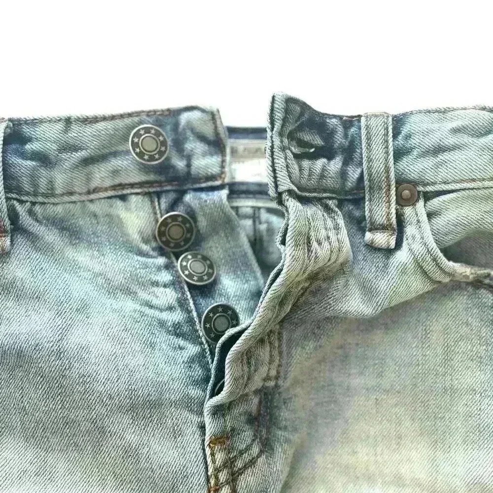 Free‎ People Midrise Light Wash Button Fly Cheeky Denim Fray Jean Short Size 26